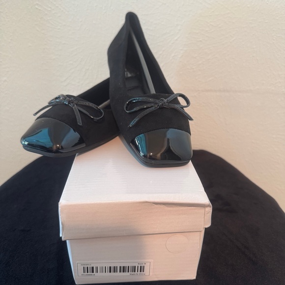 Shoes - Elegant Black Ballet Flats